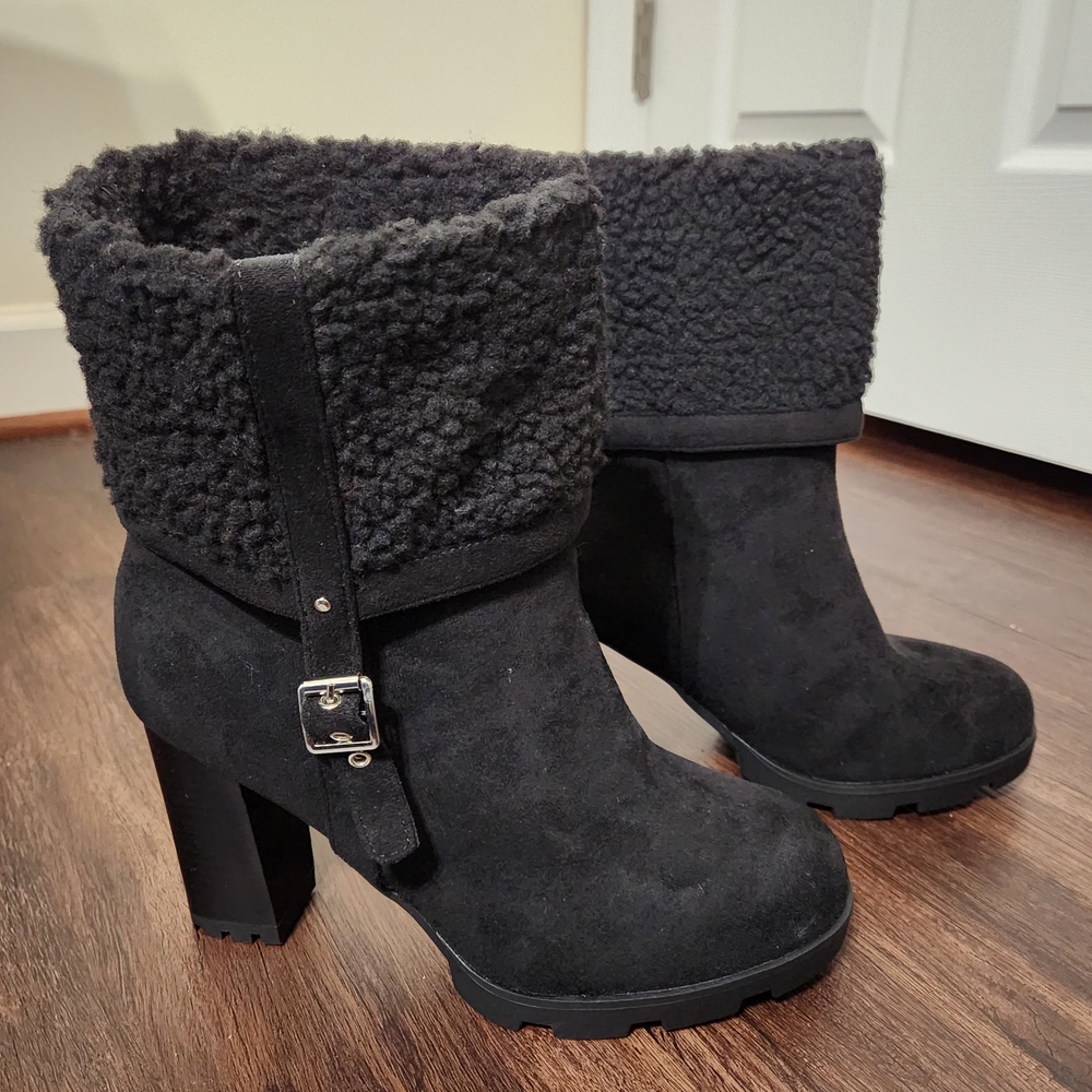 Rainbow Black Heeled Boots with Buckle